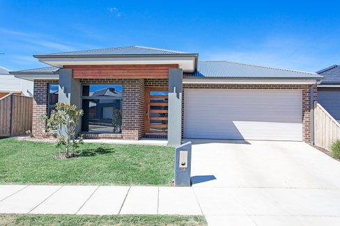 38 Signature Drive Alfredton 3350