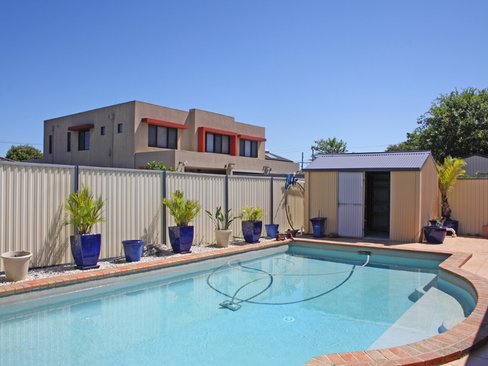 38 Thirteenth Avenue, PALM BEACH QLD 4221