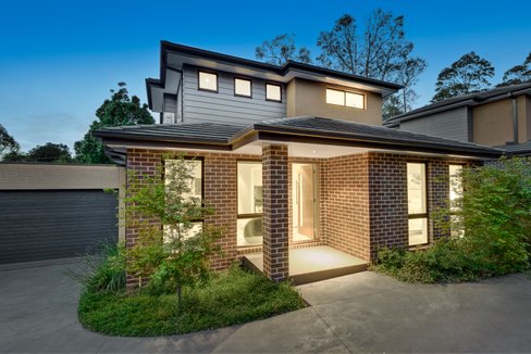 3/8 Treetop Court Heathmont 3135