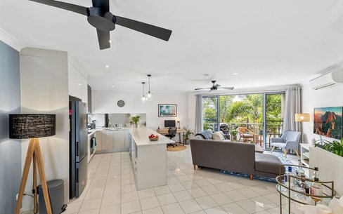 38/5074 Emerald Island Drive, CARRARA QLD 4211