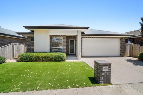 39 Arch Drive Alfredton 3350