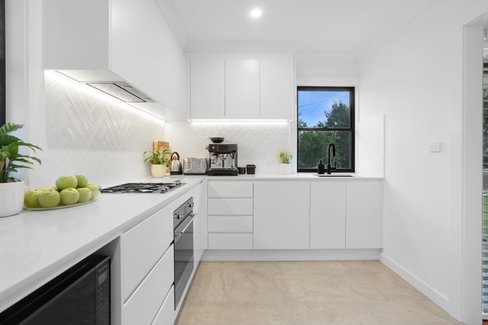 39 Bambil Crescent, DAPTO NSW 2530