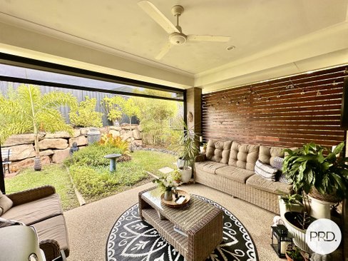 39 Clover Crescent, BOYNE ISLAND QLD 4680