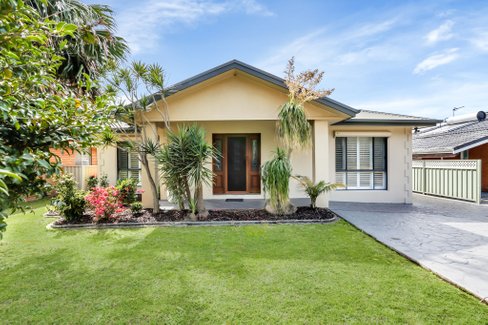 39 Croome Road, ALBION PARK RAIL NSW 2527