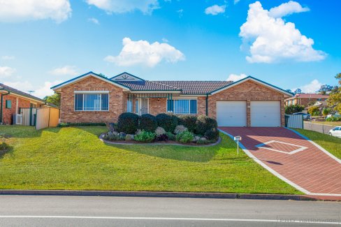 39 Denton Park Drive, RUTHERFORD NSW 2320