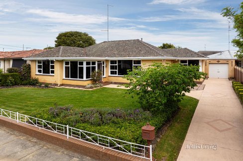 39 Grandview Grove Wendouree 3355