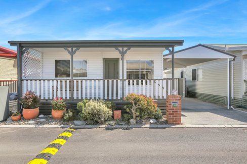 39 Melaleuca Crescent, KANAHOOKA NSW 2530