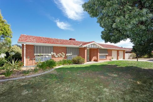 39 Overdale Drive, BOURKELANDS NSW 2650