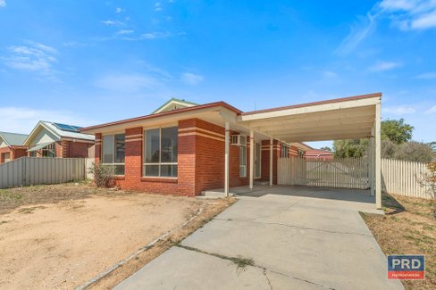 39 Queen Street, KANGAROO FLAT VIC 3555
