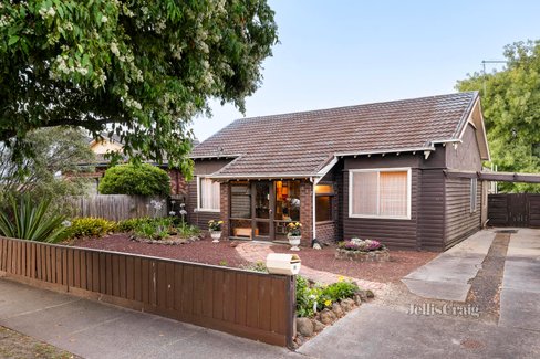 39 Summerhill Avenue Malvern East 3145