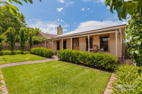 392 Shannon Avenue, Newtown