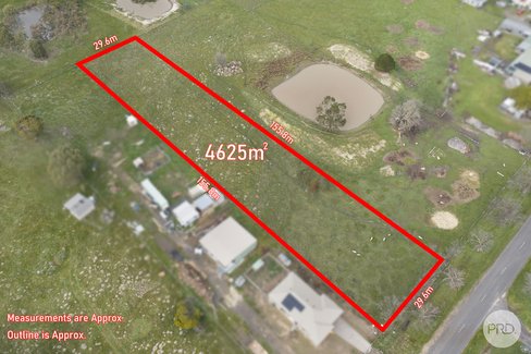 3A Angus Street, CLUNES