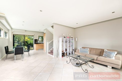 3a Apex Avenue, PICNIC POINT NSW 2213