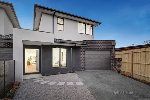 3b Carmel Court Bentleigh East 3165