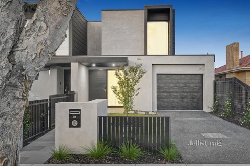 3B Lesden Street Bentleigh East 3165