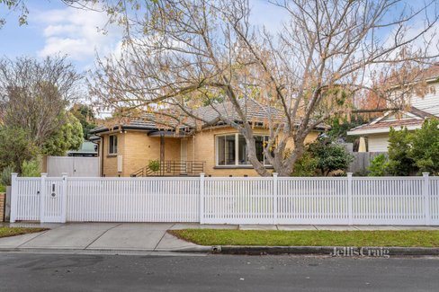 4 Adams Street Murrumbeena 3163