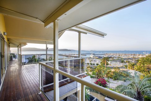 4 Airlie Crescent, AIRLIE BEACH QLD 4802