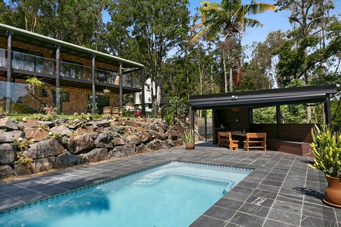 4 Alleena Court, Mudgeeraba