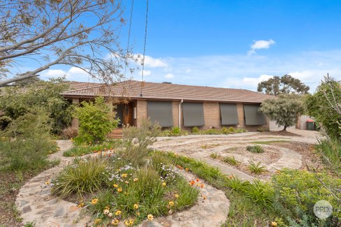 4 Alma Court, KANGAROO FLAT VIC 3555