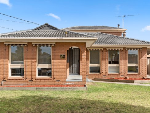 4 Anna Court Lara 3212