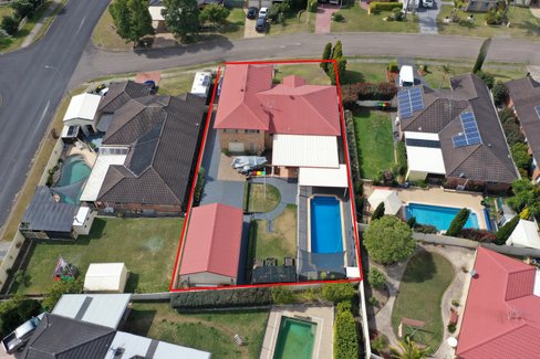 4 Appletree Avenue, ABERGLASSLYN NSW 2320