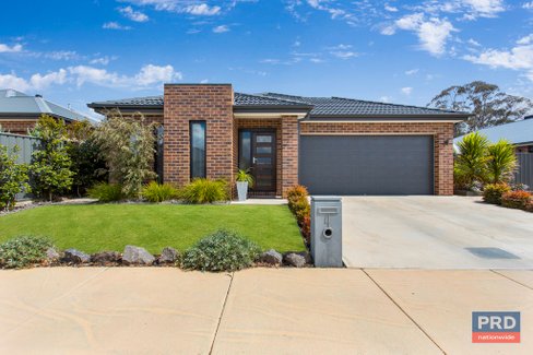 4 Atherton Street, HUNTLY VIC 3551