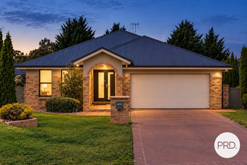 4 Avonlea Place, ORANGE