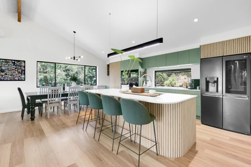 4 Bodalla Place, Tallebudgera QLD 4228