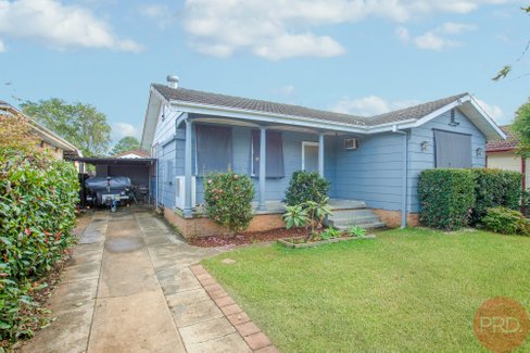 4 Bristol Street, WOODBERRY NSW 2322