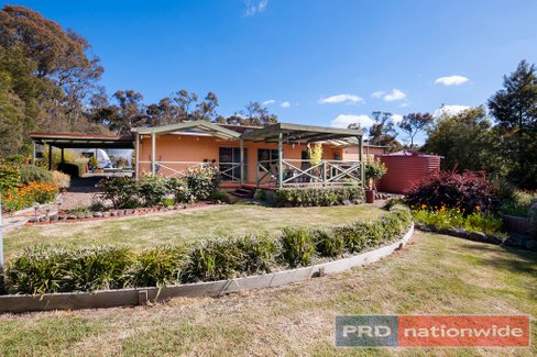4 Carter Street, BROOMFIELD VIC 3364