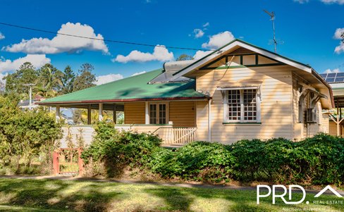 4 Charles Street, SOUTH LISMORE NSW 2480