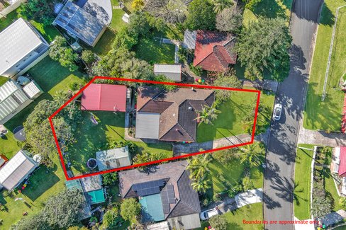 4 Cheshire Street, BERKELEY NSW 2506
