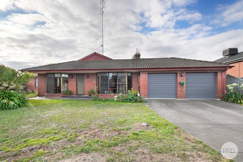 4 Colonial Court, ALFREDTON VIC 3350