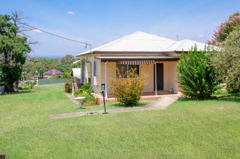 4 Cooma Street, ABERMAIN NSW 2326