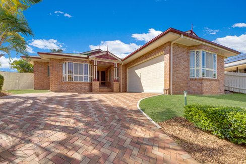 4 CRESWELL Court, TANNUM SANDS QLD 4680