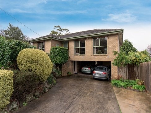 4 Crown Point Chirnside Park 3116