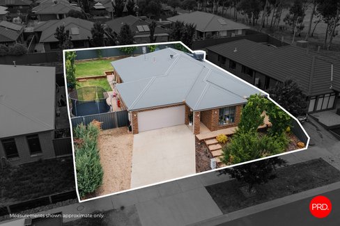 4 Daisy Street, HUNTLY VIC 3551