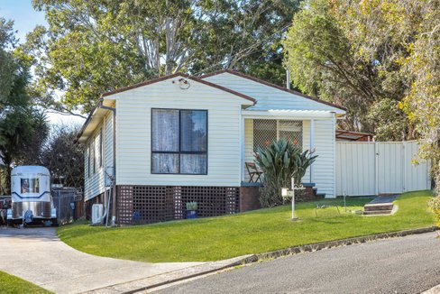 4 Duley Street, DAPTO NSW 2530
