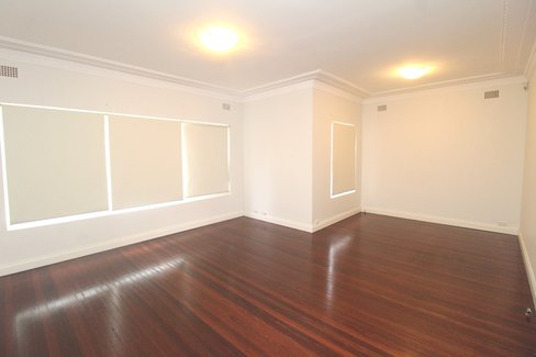 4 Fleming Street, BEVERLY HILLS NSW 2209