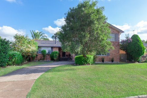 4 Foveaux Cres, METFORD NSW 2323