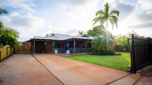 4 Fox Court, CABLE BEACH WA 6726