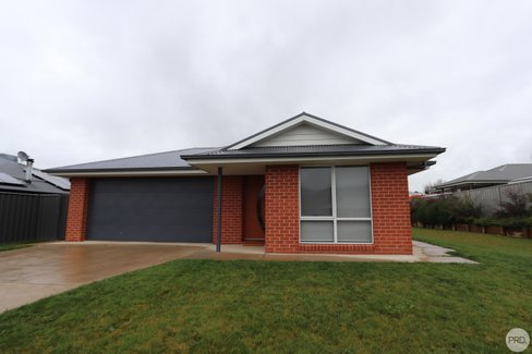 4 Gaylard Street, TUMBARUMBA NSW 2653