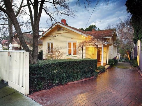 4 George Street Mont Albert 3127