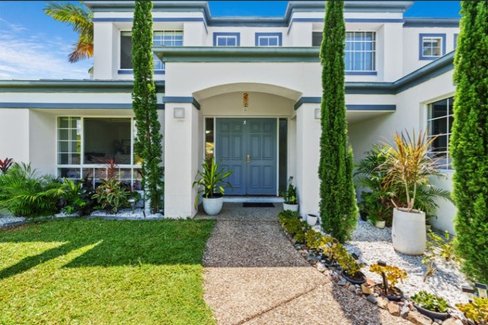 4 Gilcrest Court, MOLENDINAR QLD 4214