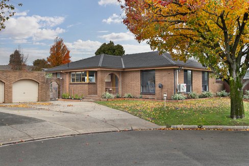 4 Guiding Court, SEBASTOPOL VIC 3356