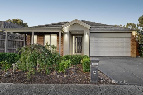 4 Gunghalin Drive Doreen 3754