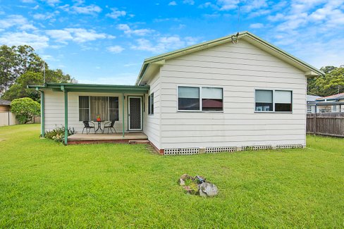4 Hillman Street, NORTH HAVEN NSW 2443