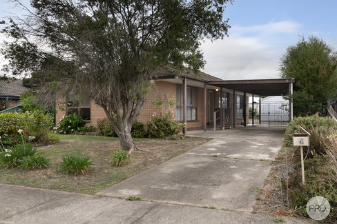 4 Hinkler Avenue, SEBASTOPOL VIC 3356