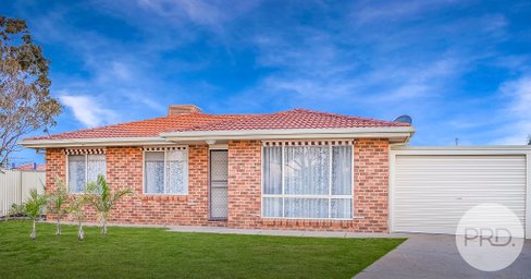 4 Jeremy Place, FLOWERDALE NSW 2650
