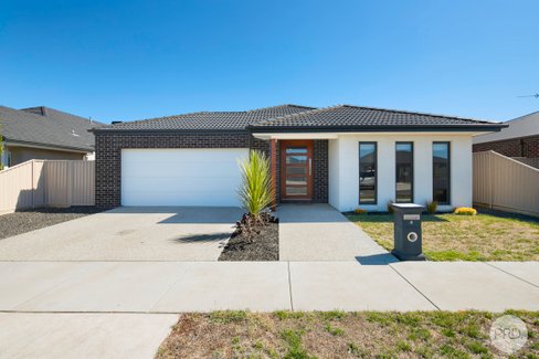 4 Karol Street, ALFREDTON VIC 3350